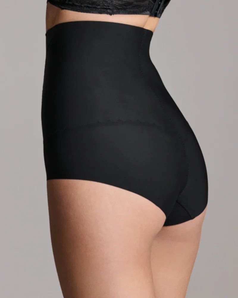 Wacoal – majtki modelujące z wysokim stanem Flawless – czarne