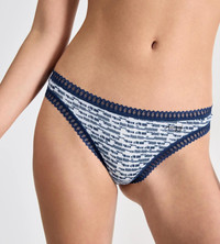 Sloggi majtki Go Crush String C3P - 3 pary